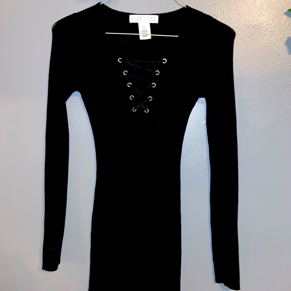 mini dress , size small , color black , longe sleeve
